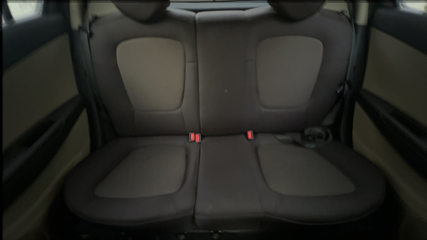 Used 2014 Hyundai i20 Sportz 1.2 Petrol Manual interior REAR SEAT CONDITION VIEW