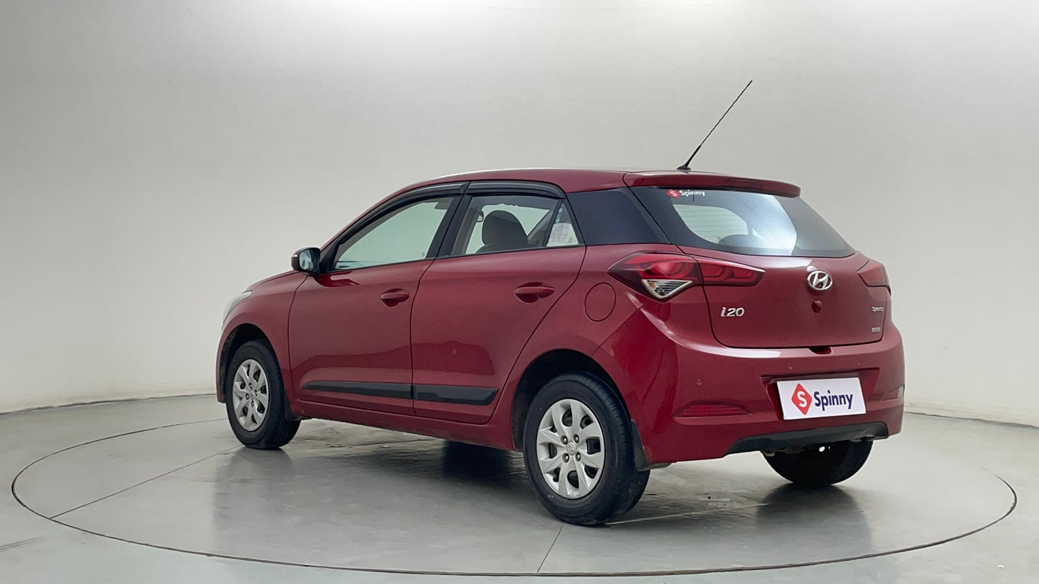 Used 2016 Hyundai Elite i20 Sportz 1.2 Petrol Manual exterior LEFT REAR CORNER VIEW