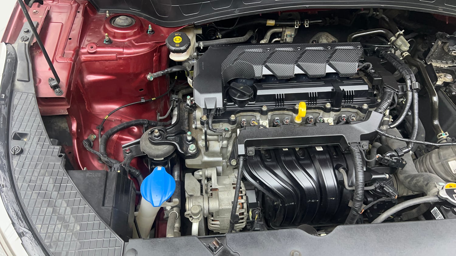 Used 2020 Kia Seltos HTK Plus 1.5 Petrol Manual engine ENGINE RIGHT SIDE VIEW