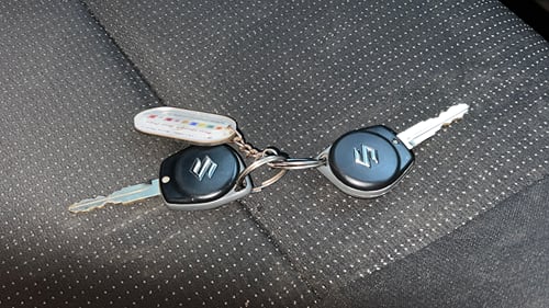 Used 2015 Maruti Suzuki Swift LXi Petrol Manual extra CAR KEY VIEW
