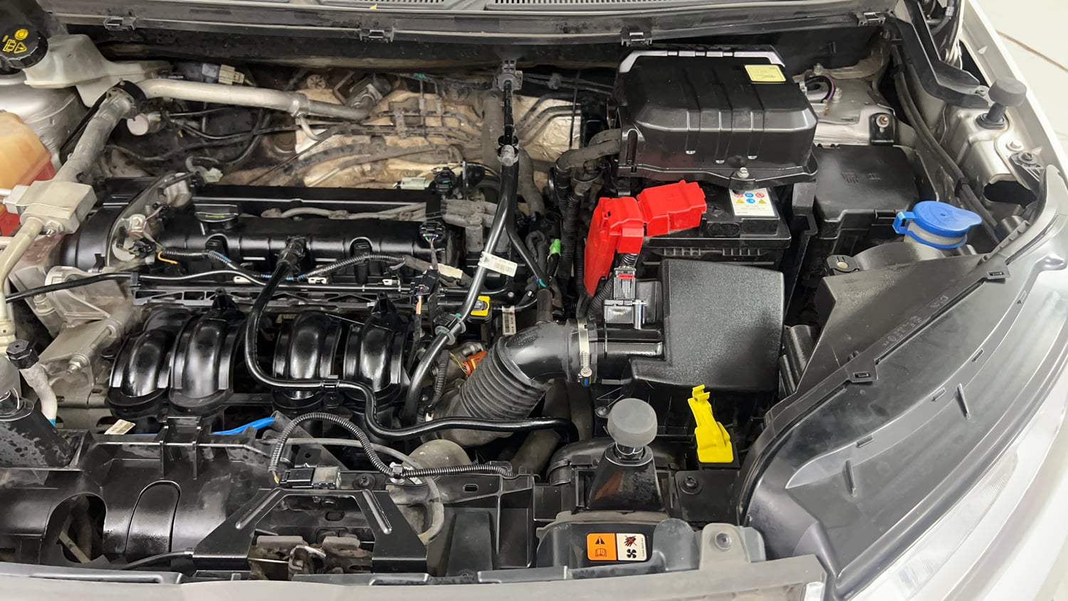 Used 2017 Ford EcoSport Titanium 1.5L Ti-VCT AT Petrol Automatic engine ENGINE LEFT SIDE VIEW