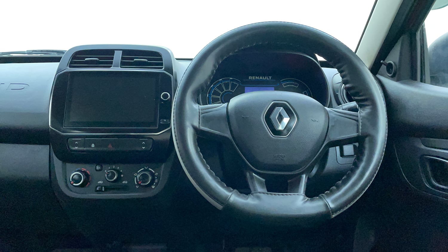 Used 2024 Renault Kwid RXL(O) 1.0 Petrol Manual interior STEERING VIEW