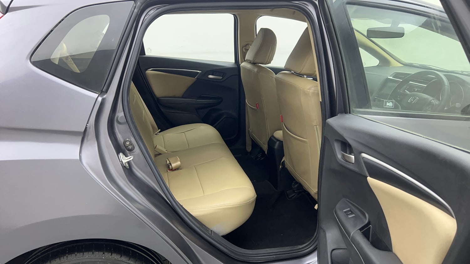 Used 2019 Honda Jazz VX CVT Petrol Petrol Automatic interior RIGHT SIDE REAR DOOR CABIN VIEW