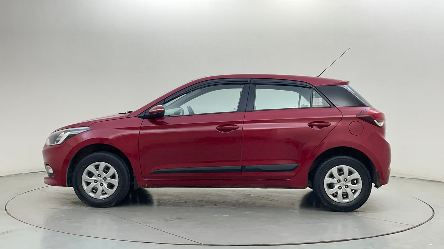 Used 2016 Hyundai Elite i20 Sportz 1.2 Petrol Manual exterior LEFT SIDE VIEW