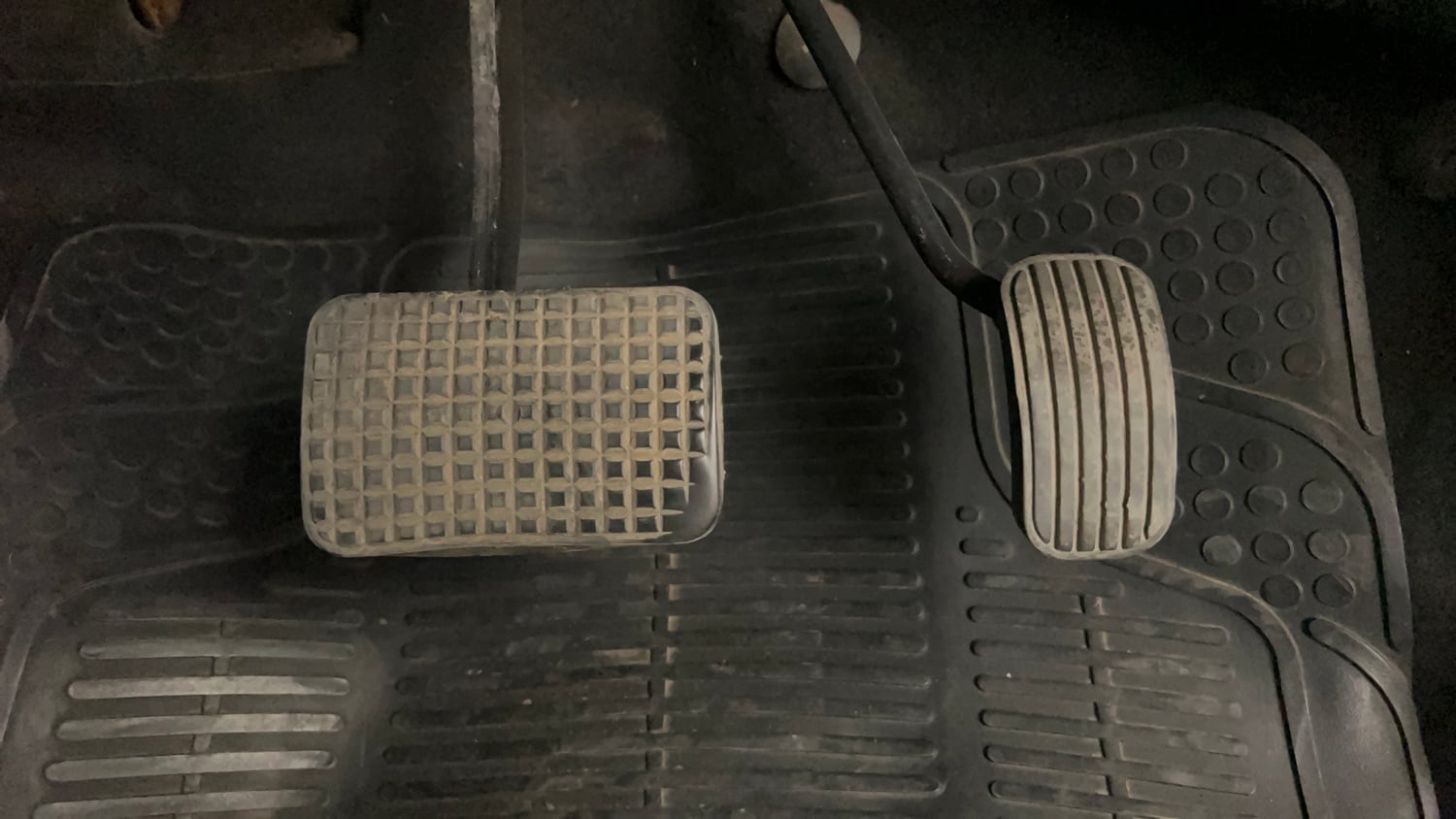 Used 2019 Tata Tiago Revotron XZA Plus Petrol Automatic interior PEDALS VIEW