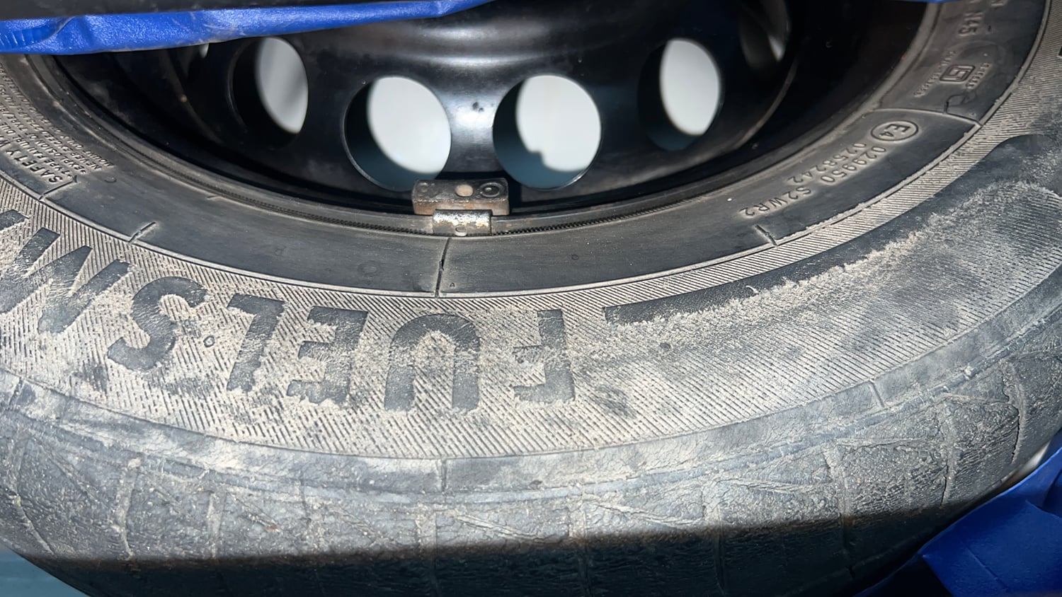 Used 2020 Maruti Suzuki Alto 800 LXi CNG Cng Manual tyres SPARE TYRE VIEW