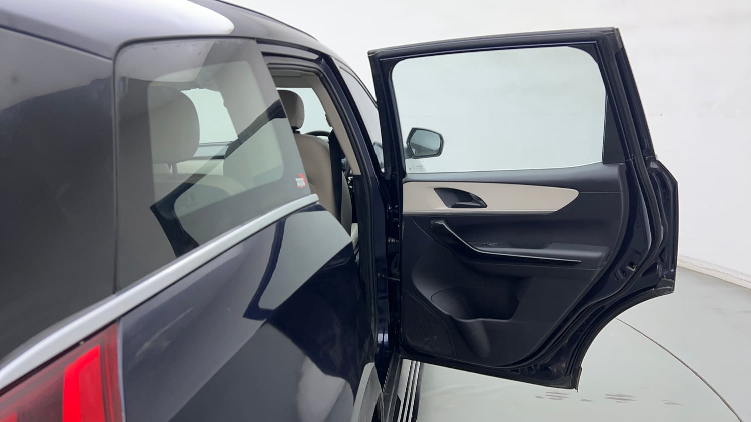 Used 2022 Mahindra XUV700 AX 5 Petrol MT 7 STR Petrol Manual interior RIGHT REAR DOOR OPEN VIEW