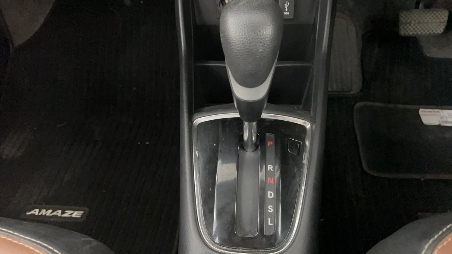 Used 2022 Honda Amaze S CVT 1.2 Petrol Petrol Automatic interior GEAR  KNOB VIEW