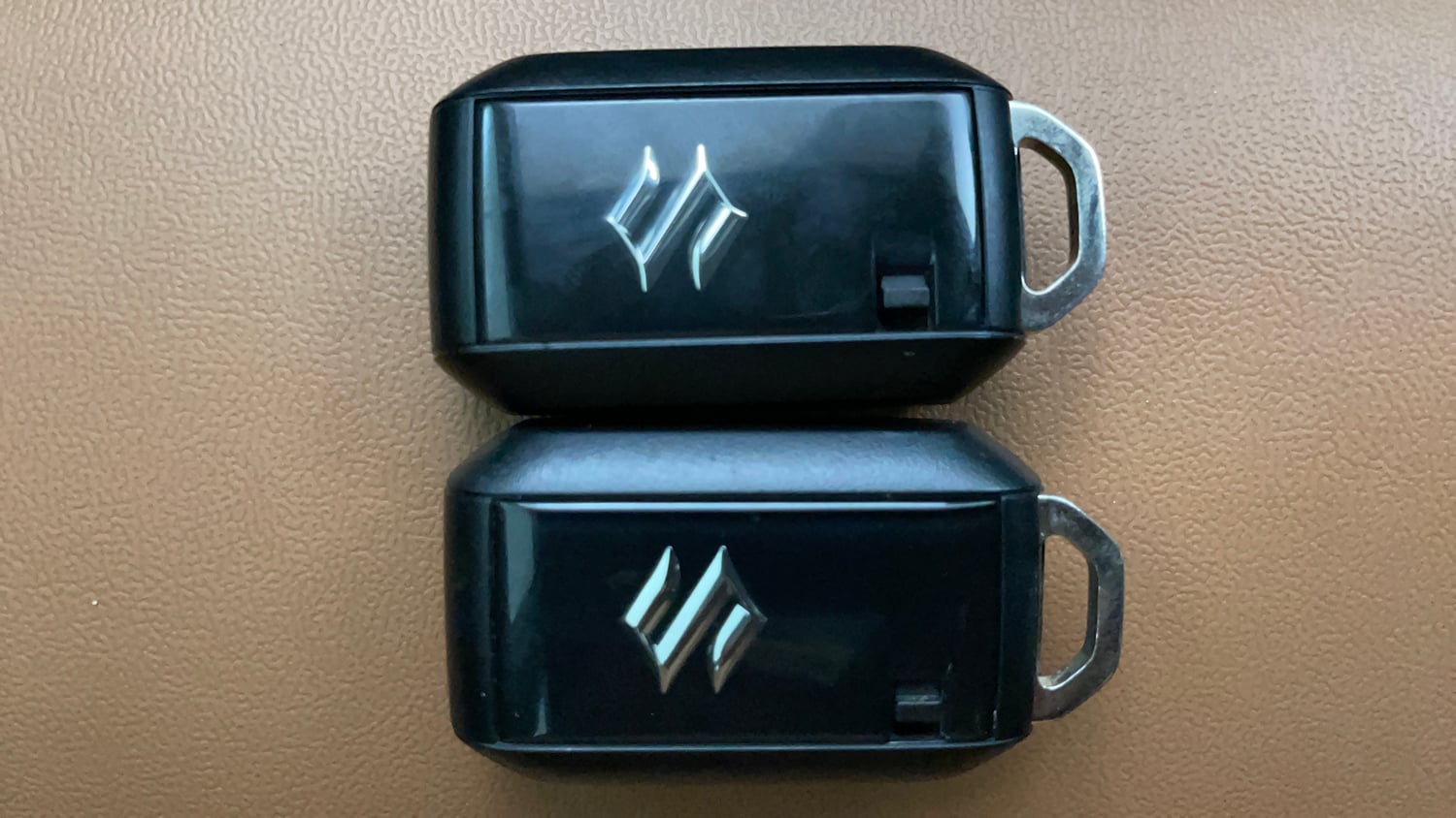 Used 2024 Maruti Suzuki Grand Vitara Zeta Plus Intelligent Hybrid eCVT Hybrid Automatic extra CAR KEY VIEW