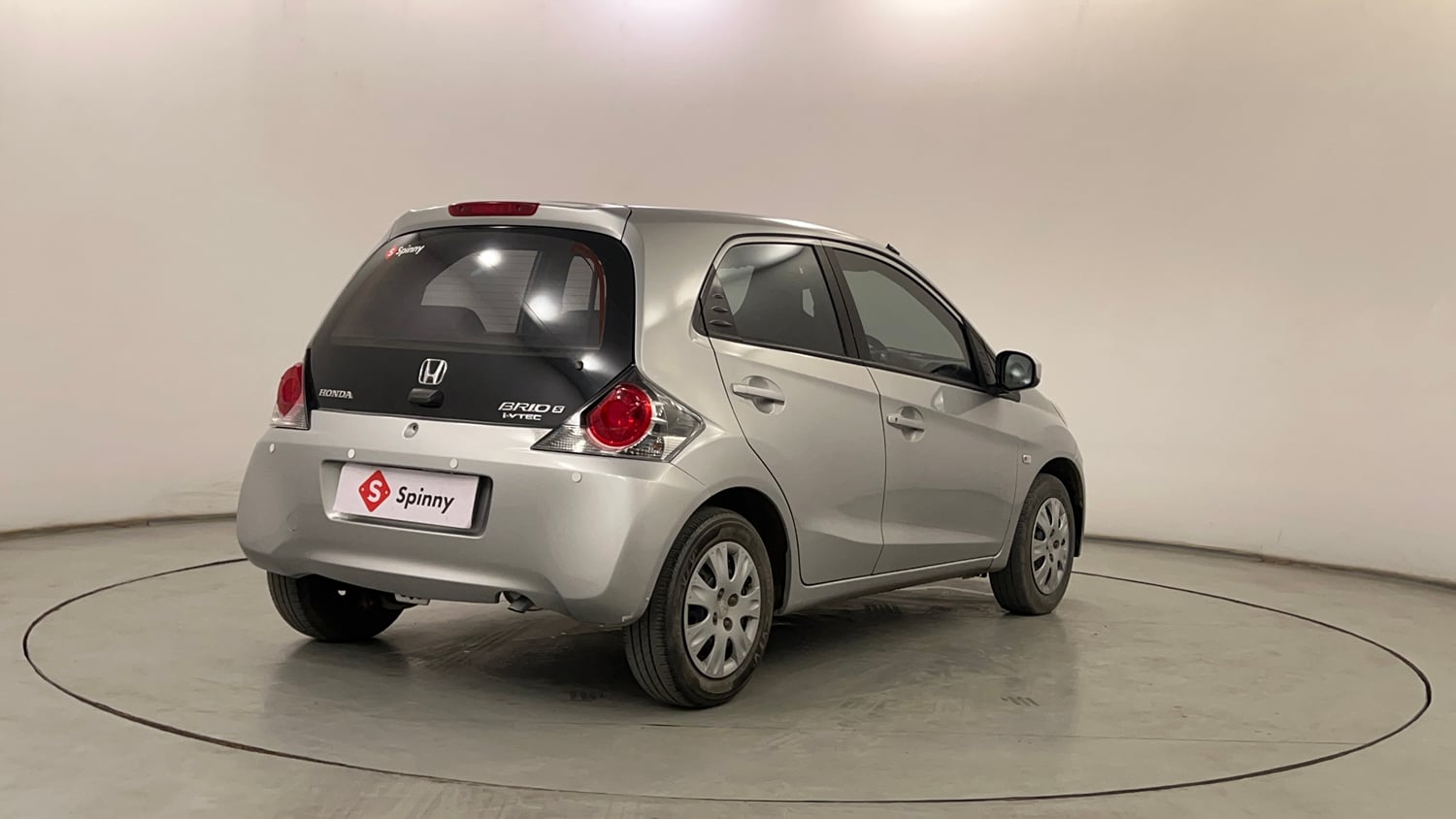 Used 2014 Honda Brio S MT Petrol Manual exterior RIGHT REAR CORNER VIEW