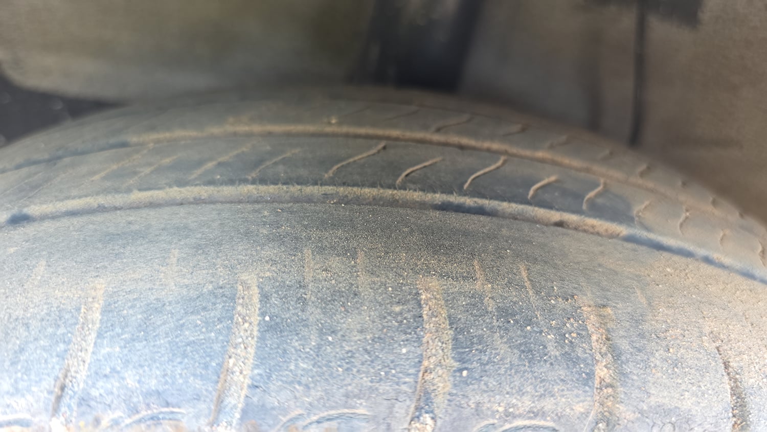 Used 2023 Hyundai Grand i10 Nios Sportz AMT 1.2 Kappa VTVT Petrol Automatic tyres RIGHT REAR TYRE TREAD VIEW