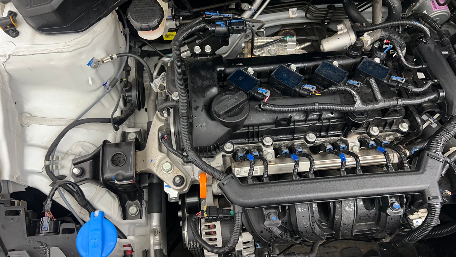 Used 2025 Hyundai New i20 Asta (O) 1.2 MT Petrol Manual engine ENGINE RIGHT SIDE VIEW