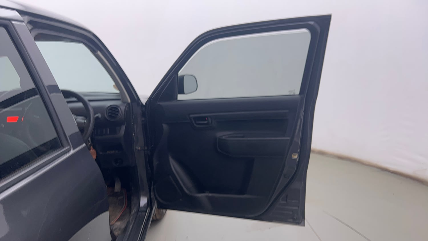 Used 2022 Maruti Suzuki S-Presso VXi (O) Petrol Manual interior RIGHT FRONT DOOR OPEN VIEW