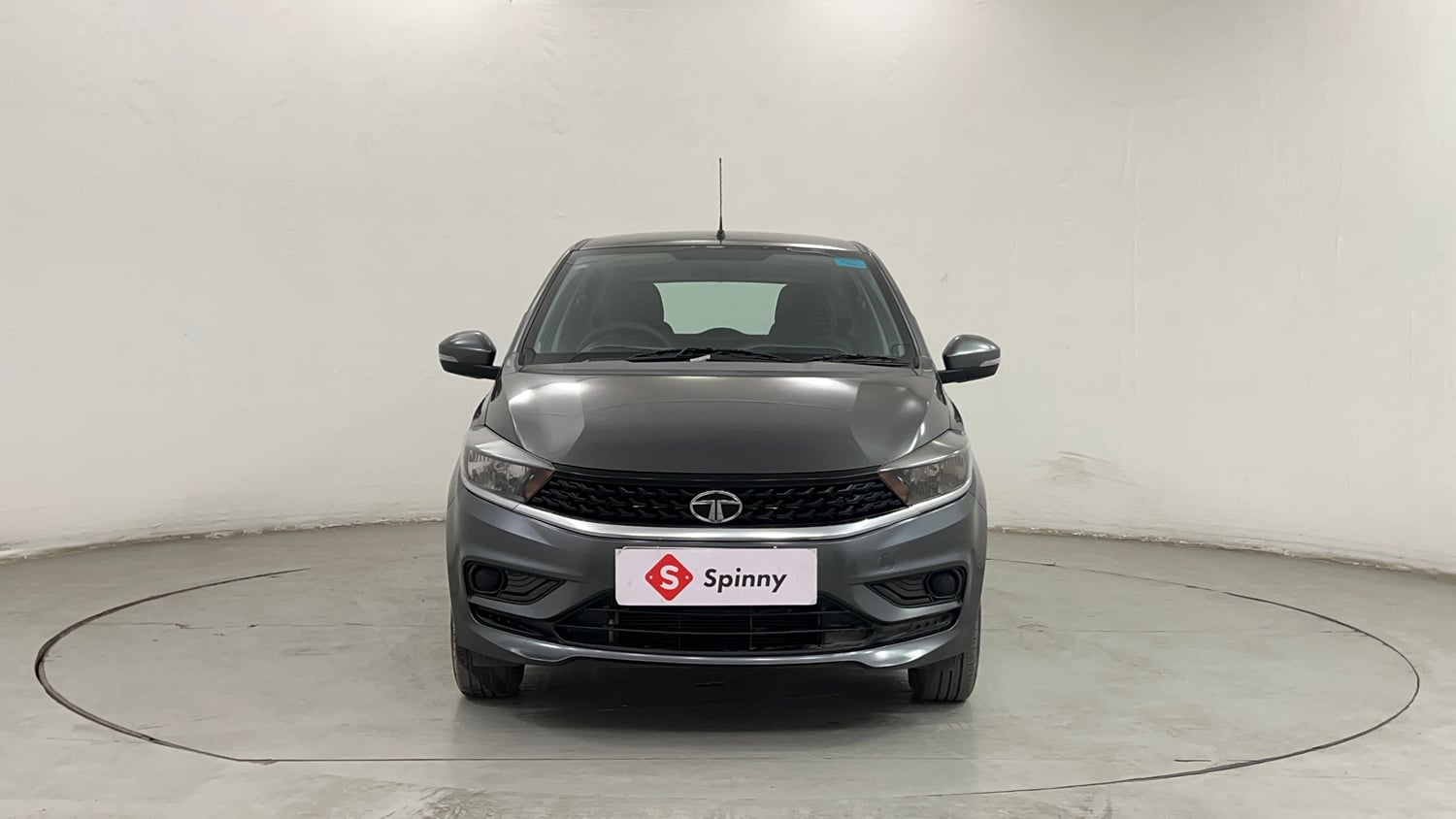 Used 2021 Tata Tiago XT Petrol Manual exterior FRONT VIEW