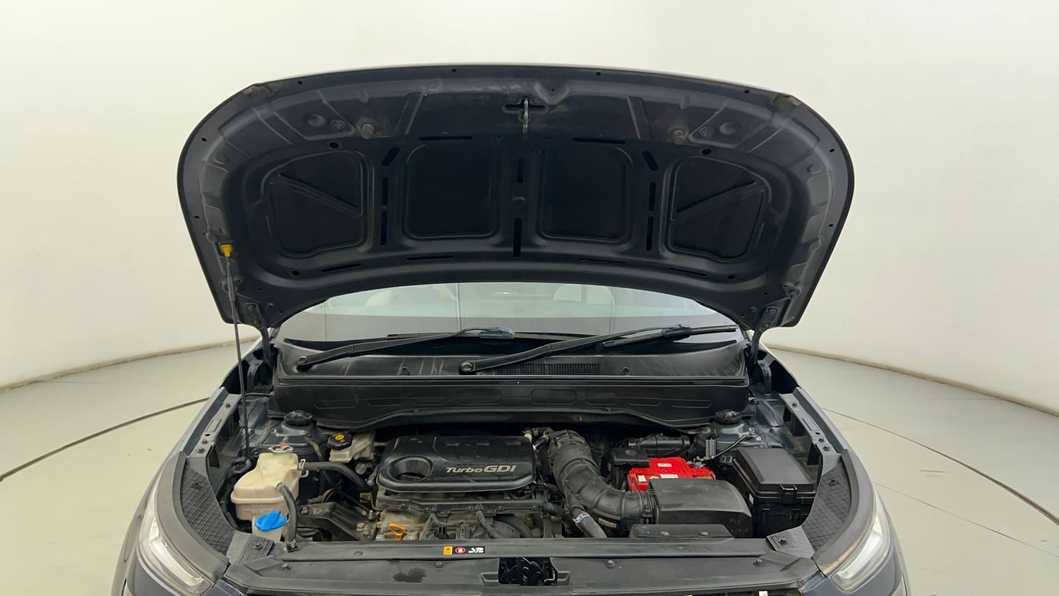 Used 2019 Hyundai Venue SX Plus 1.0 Turbo DCT Petrol Automatic engine ENGINE & BONNET OPEN FRONT VIEW
