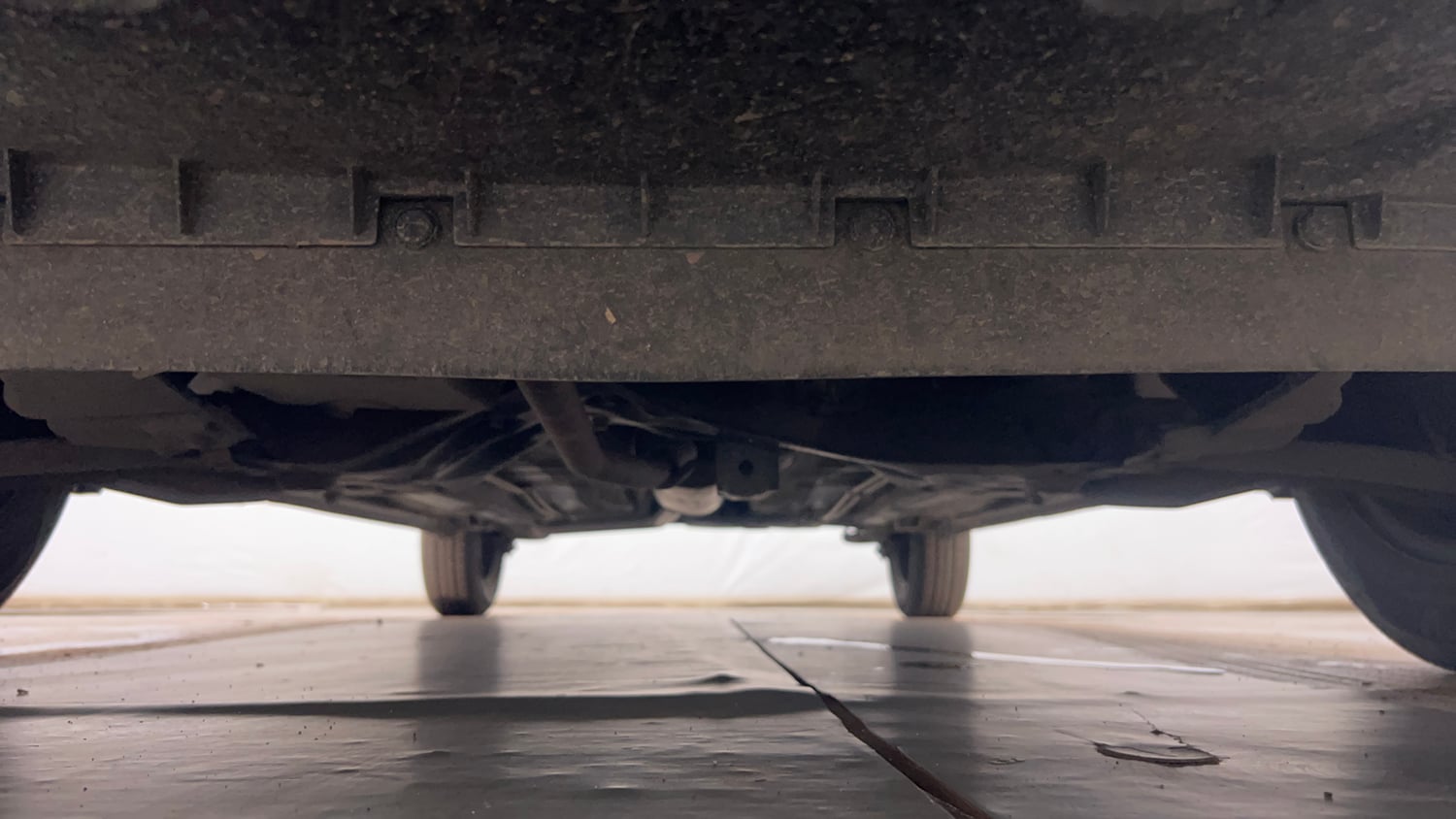 Used 2019 Maruti Suzuki Celerio ZXi (O) AMT Petrol Automatic extra FRONT LEFT UNDERBODY VIEW