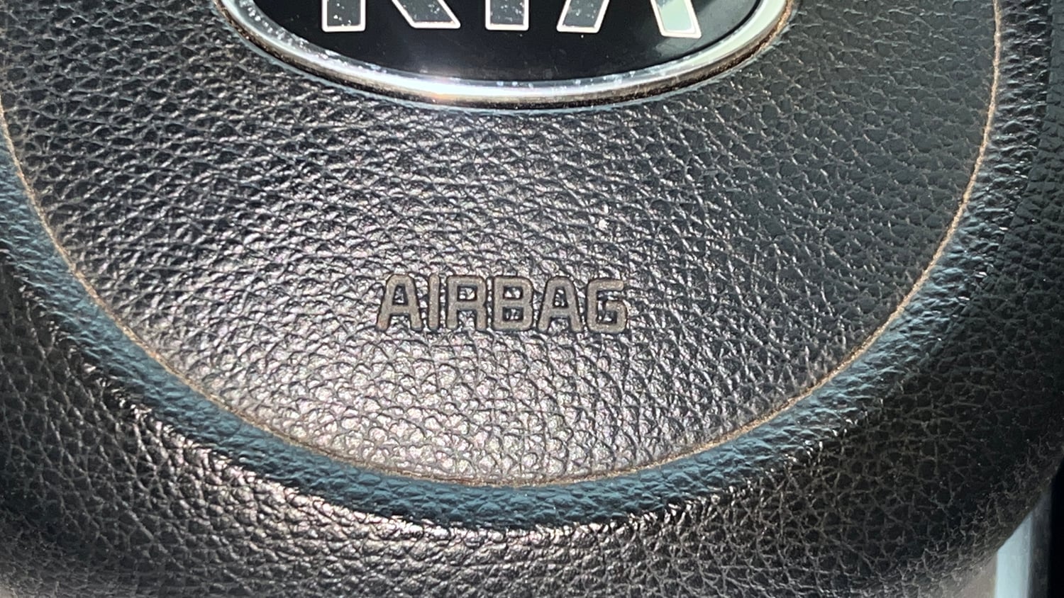 Used 2020 Kia Seltos HTK Plus 1.5 Petrol Manual top_features Airbags