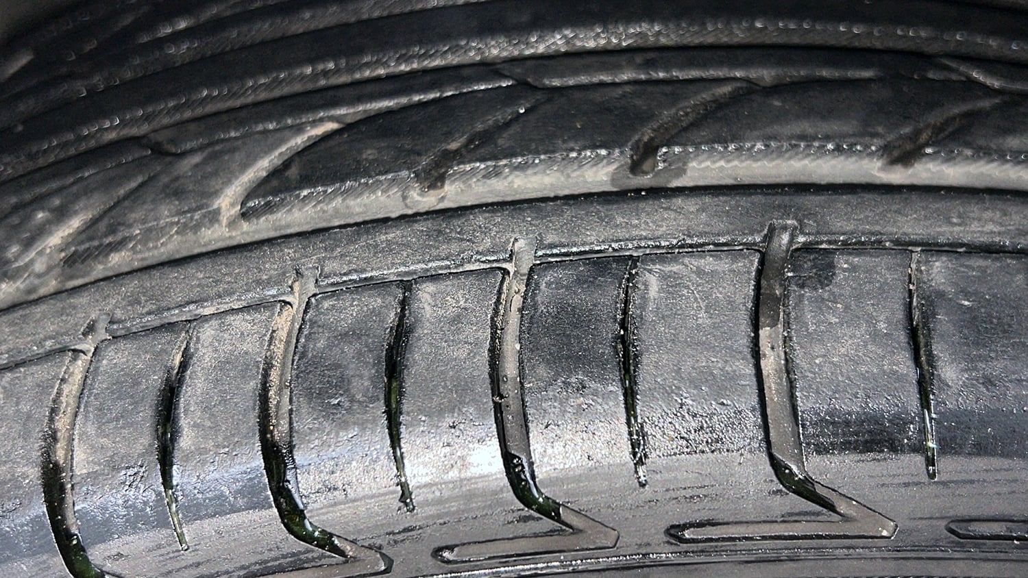 Used 2018 Maruti Suzuki Baleno Zeta 1.3 Diesel Manual tyres RIGHT FRONT TYRE TREAD VIEW