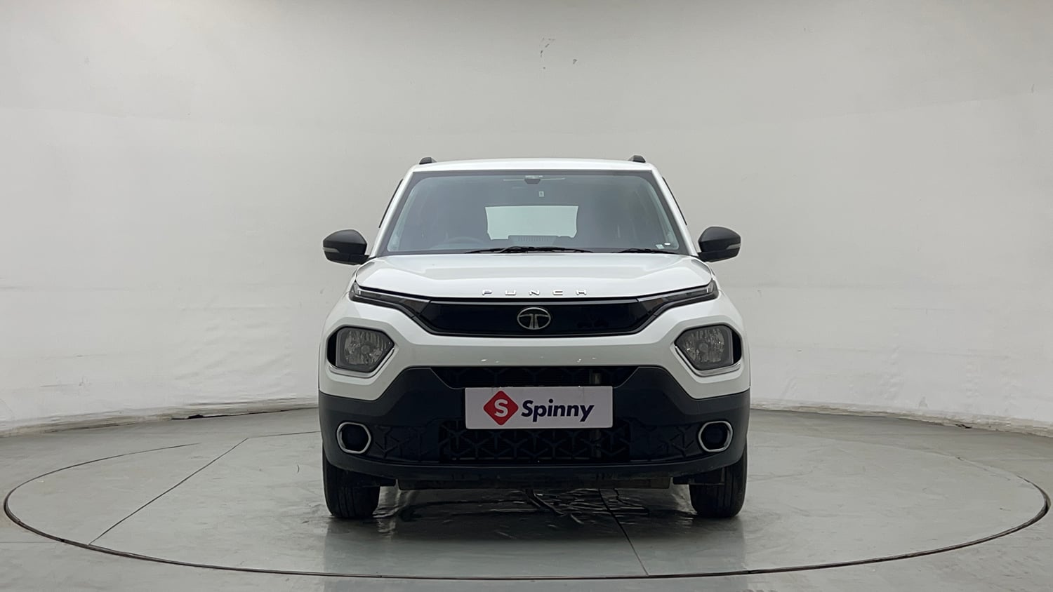 Used 2025 Tata Punch Pure CNG Cng Manual exterior FRONT VIEW