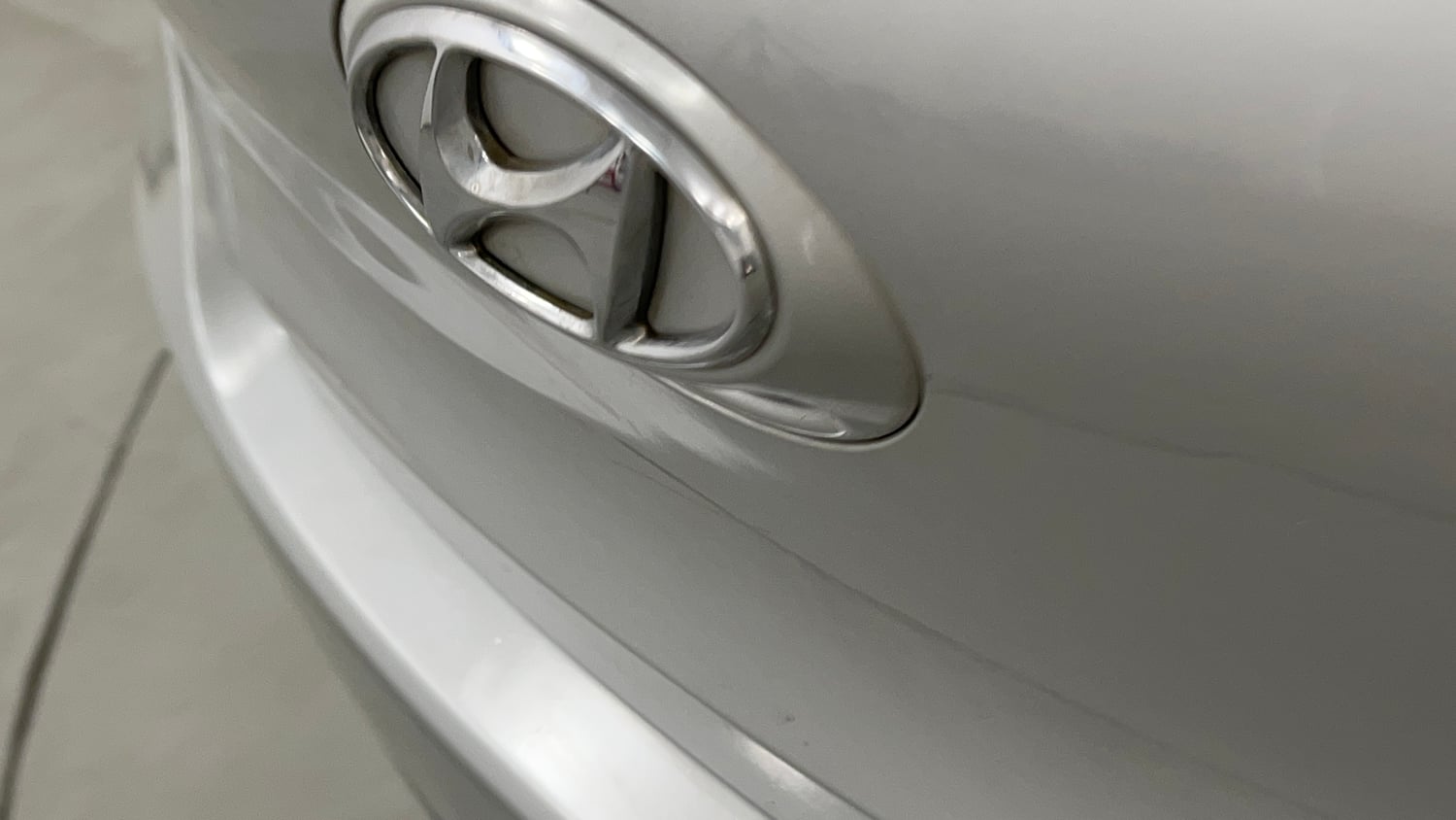 Used 2016 Hyundai Grand i10 Asta AT 1.2 Kappa VTVT Petrol Automatic dents MINOR SCRATCH
