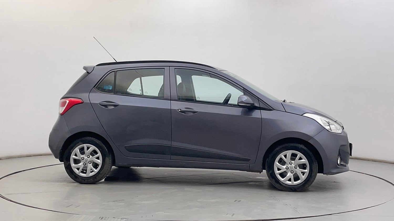 Used 2019 Hyundai Grand i10 Sportz 1.2 Kappa VTVT Petrol Manual exterior RIGHT REAR CORNER VIEW