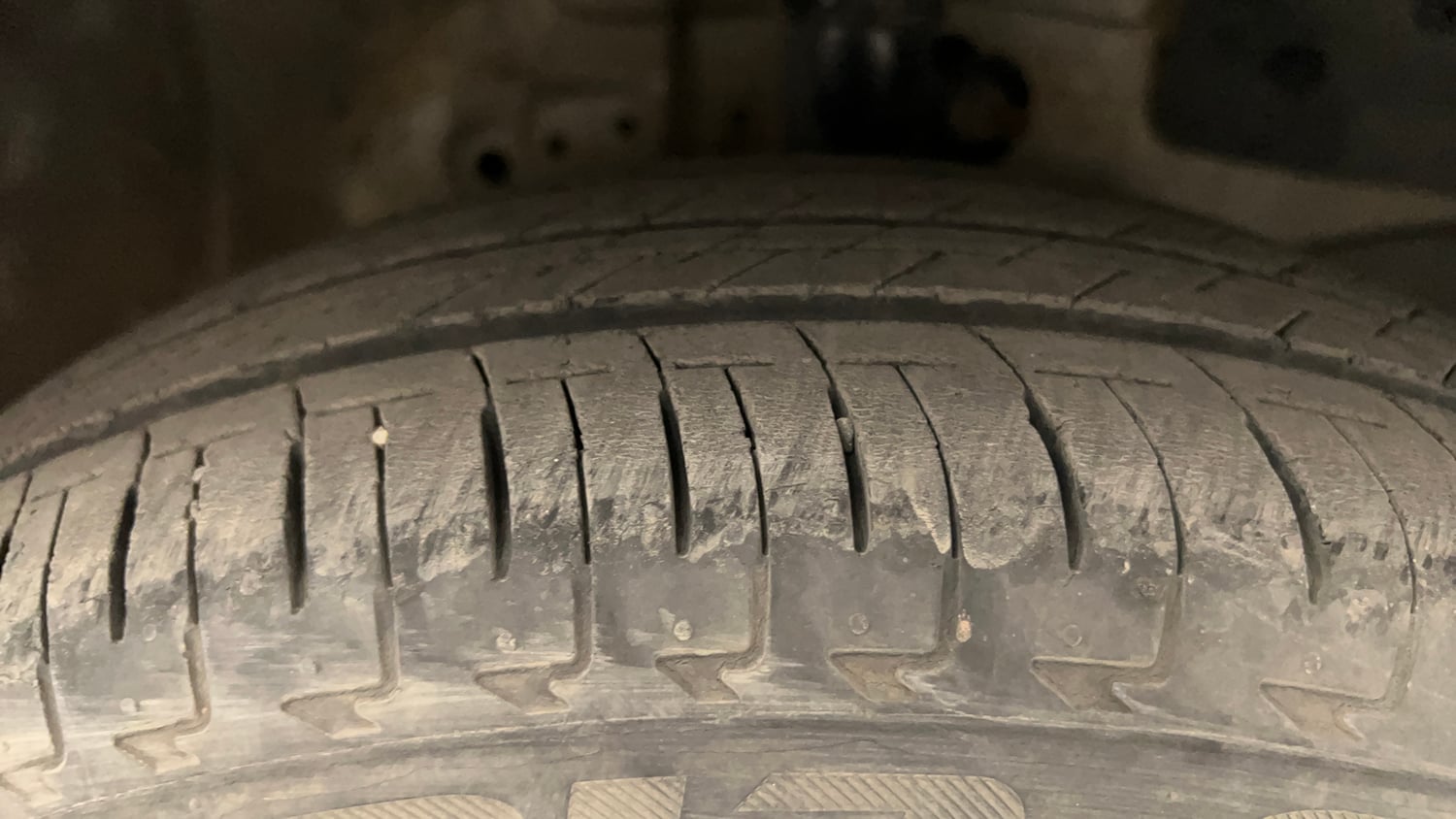 Used 2014 Honda Brio S MT Petrol Manual tyres RIGHT FRONT TYRE TREAD VIEW