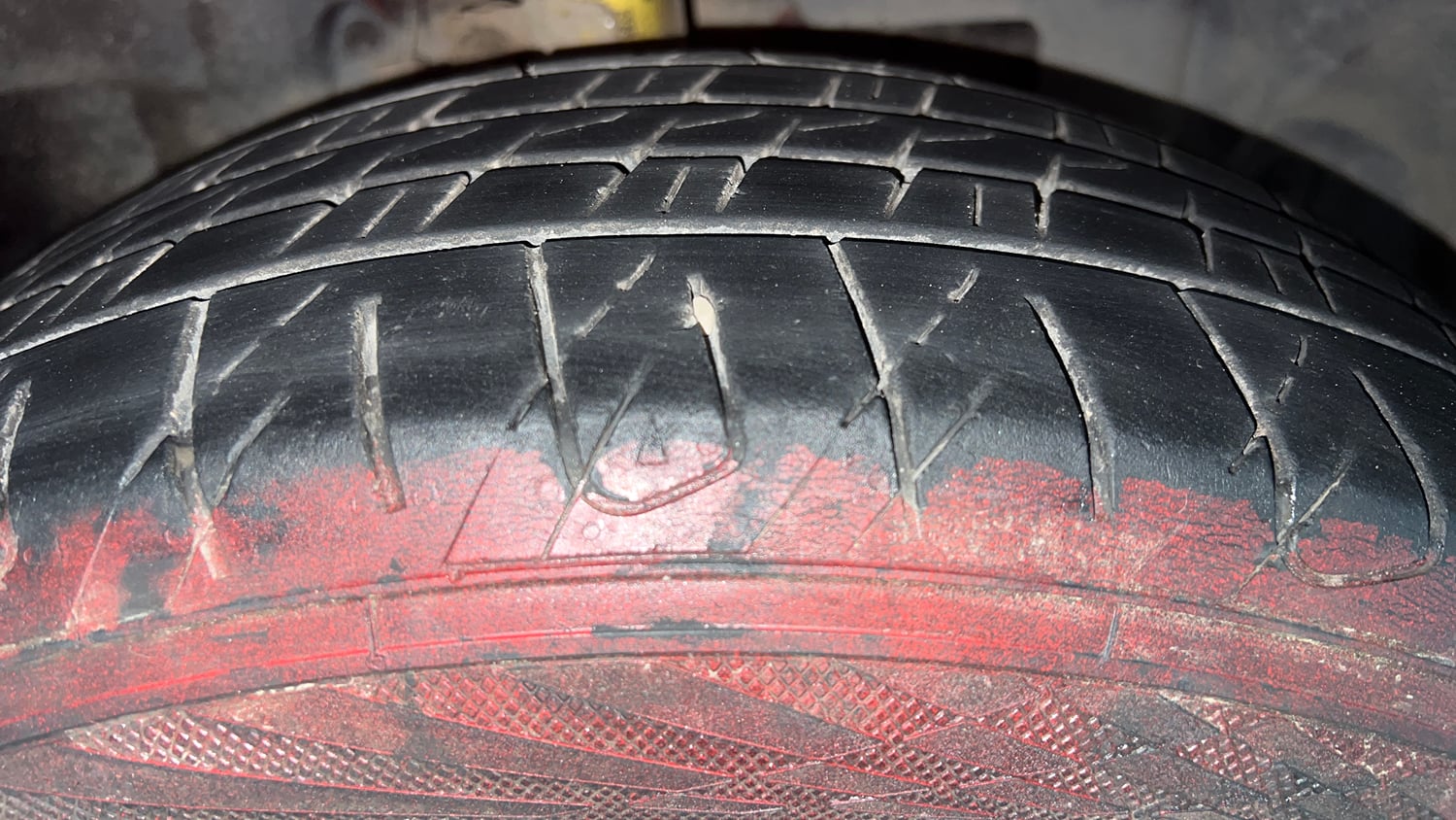 Used 2018 Ford EcoSport Titanium + 1.5L TDCi Diesel Manual tyres RIGHT FRONT TYRE TREAD VIEW