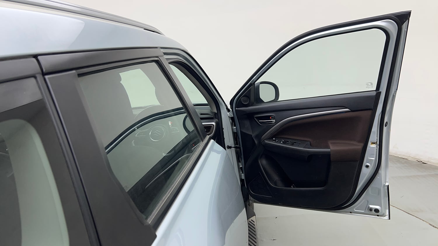 Used 2023 Maruti Suzuki Brezza ZXi Plus AT Petrol Automatic interior RIGHT FRONT DOOR OPEN VIEW