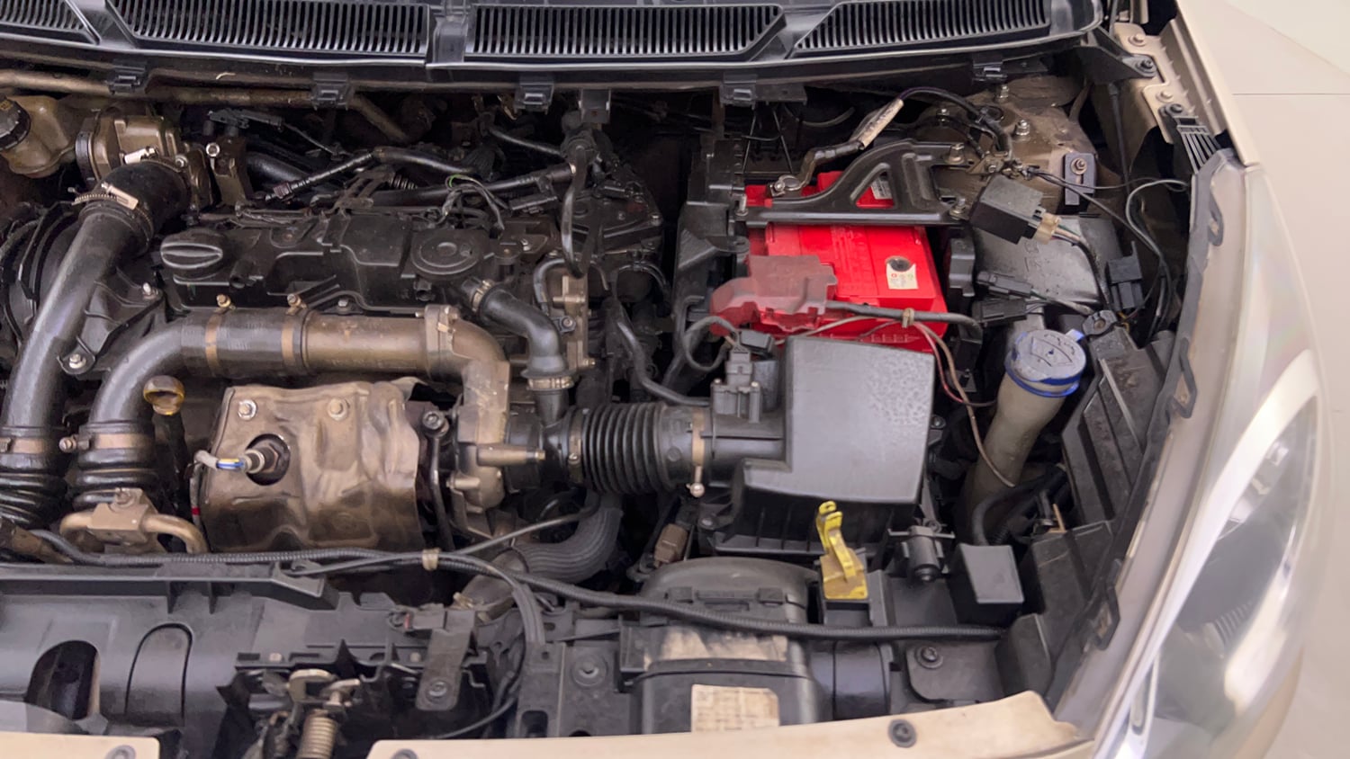 Used 2020 Ford Figo Aspire Titanium1.5 TDCi Diesel Manual engine ENGINE LEFT SIDE VIEW
