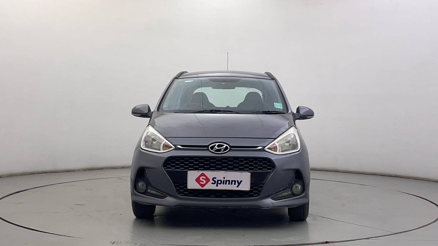 Used 2019 Hyundai Grand i10 Sportz 1.2 Kappa VTVT Petrol Manual exterior RIGHT FRONT CORNER VIEW