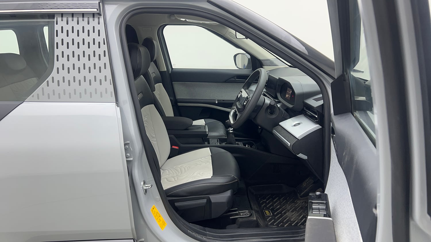 Used 2026 Tata Sierra Pure P MT Petrol Petrol Manual interior RIGHT SIDE FRONT DOOR CABIN VIEW