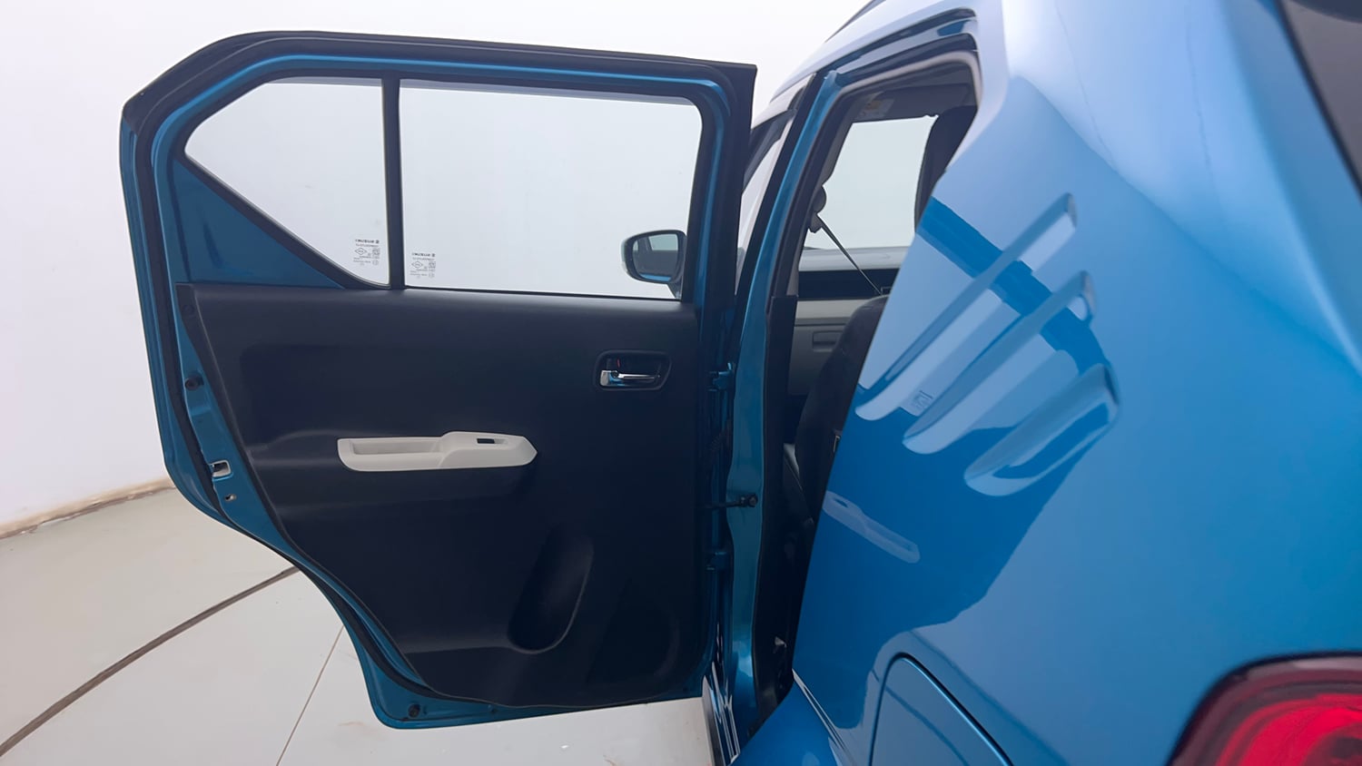 Used 2023 Maruti Suzuki Ignis Zeta 1.2 MT Petrol Manual interior LEFT REAR DOOR OPEN VIEW