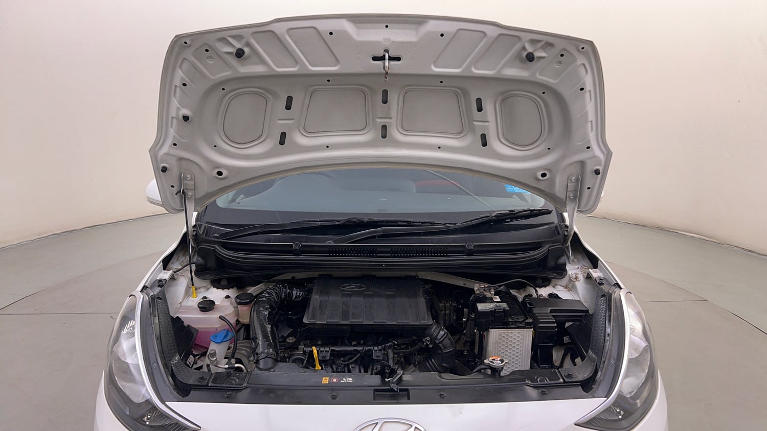 Used 2022 Hyundai Grand i10 Nios Sportz 1.2 Kappa VTVT Petrol Manual engine ENGINE & BONNET OPEN FRONT VIEW