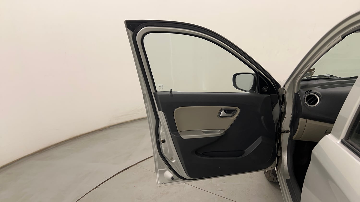 Used 2015 Maruti Suzuki Alto K10 VXi Petrol Manual interior LEFT FRONT DOOR OPEN VIEW