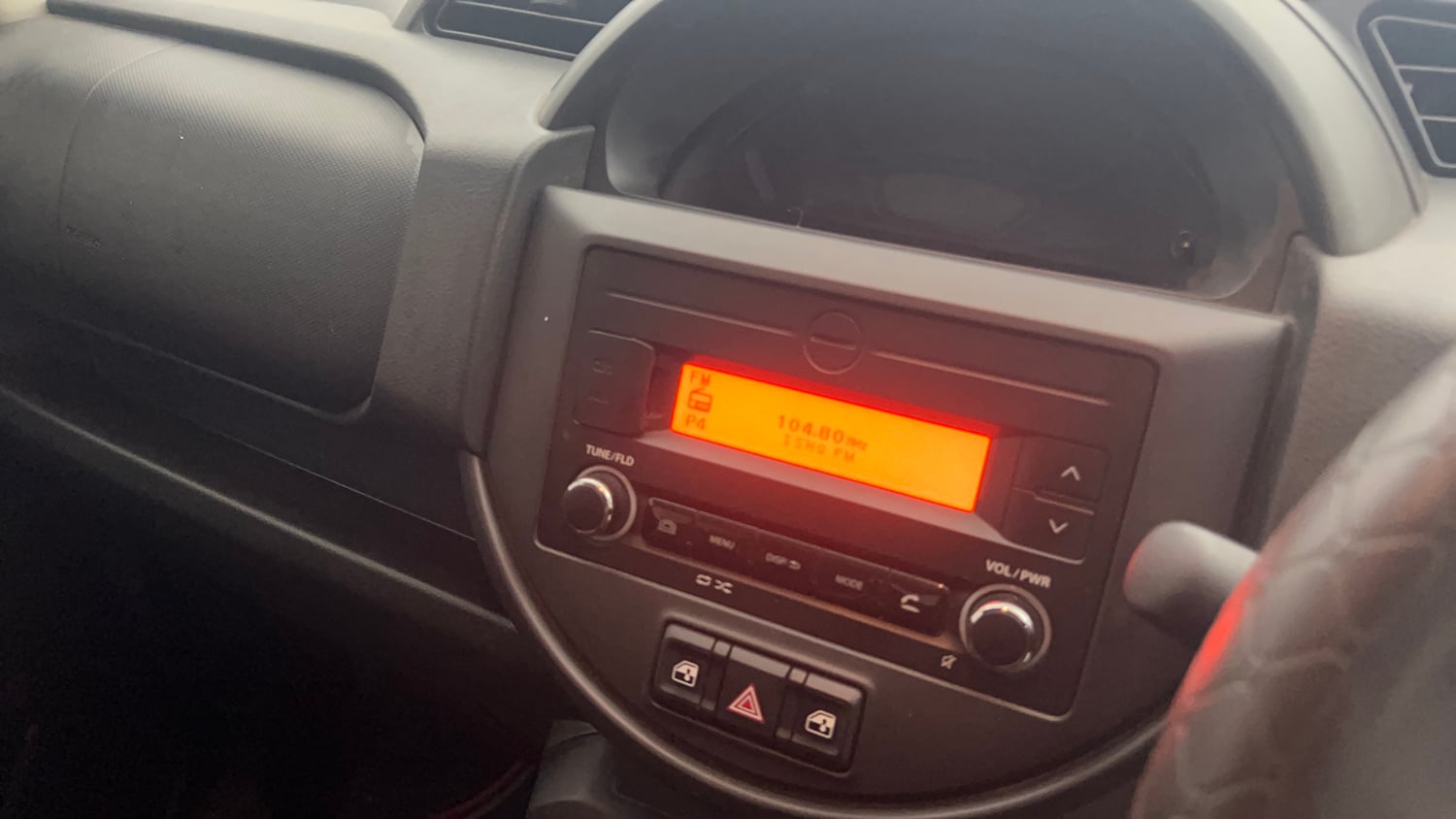 Used 2022 Maruti Suzuki S-Presso VXi (O) Petrol Manual top_features Integrated (in-dash) music system