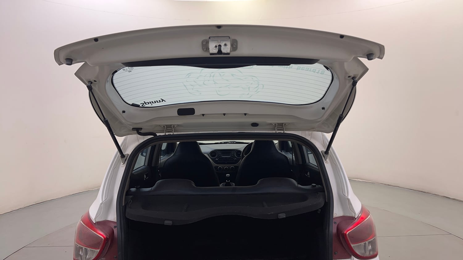 Used 2017 Hyundai Grand i10 Sportz 1.2 Kappa VTVT Petrol Manual interior DICKY DOOR OPEN VIEW