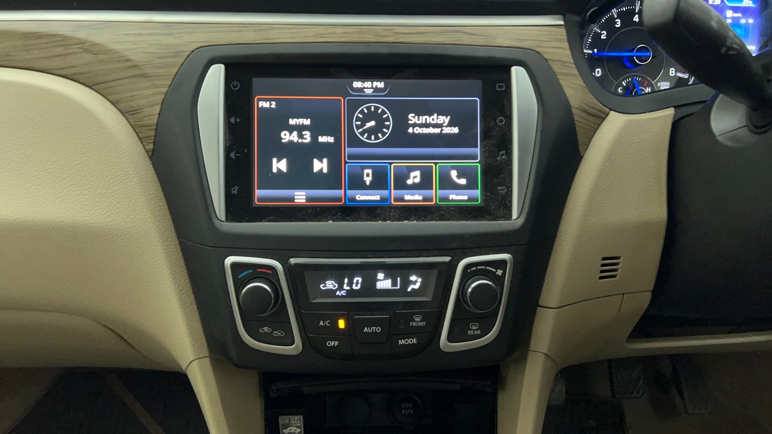 Used 2022 Maruti Suzuki Ciaz Zeta 1.5 Petrol Manual interior MUSIC SYSTEM & AC CONTROL VIEW