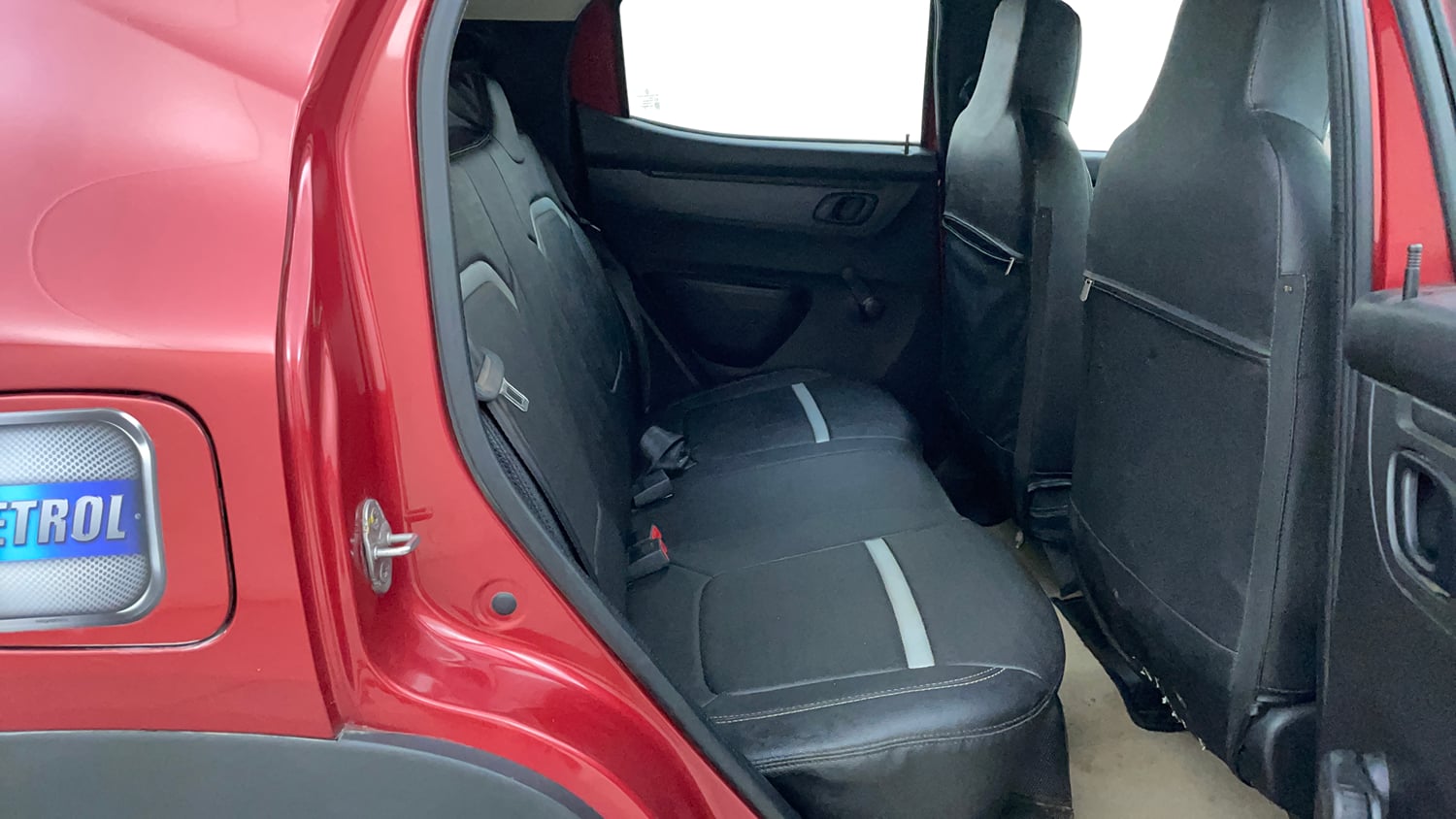 Used 2024 Renault Kwid RXL(O) 1.0 Petrol Manual interior RIGHT SIDE REAR DOOR CABIN VIEW