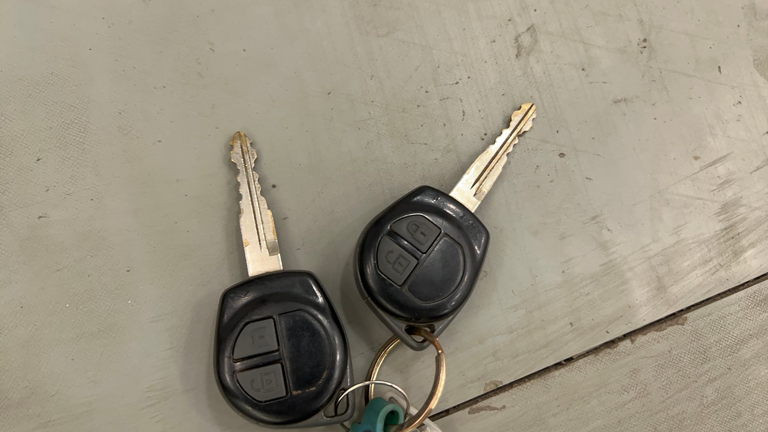 Used 2013 Maruti Suzuki Ertiga Vxi Petrol Manual extra CAR KEY VIEW