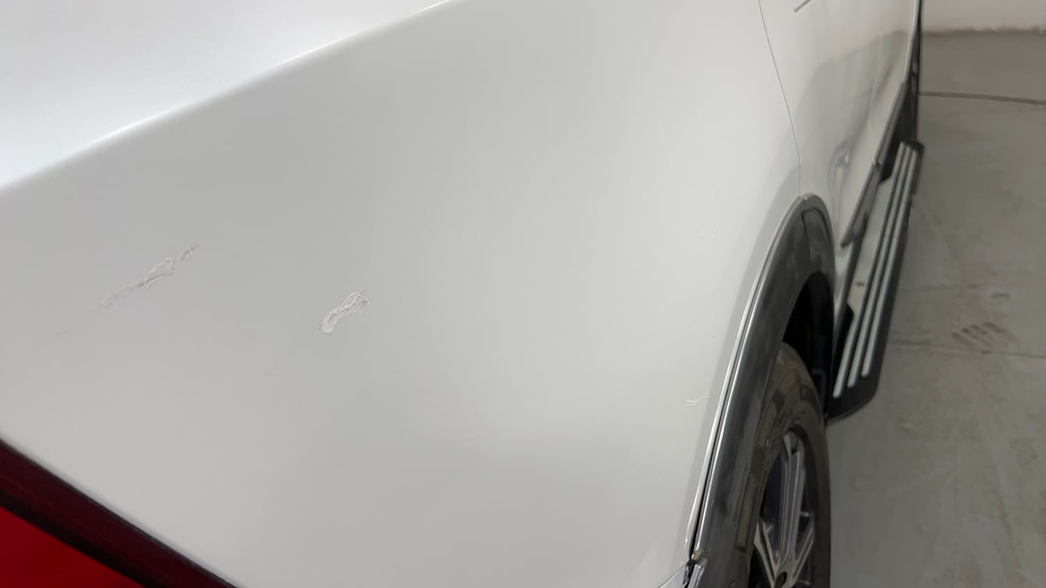 Used 2022 Mahindra XUV700 AX 7 Petrol AT 7 STR Petrol Automatic dents MINOR SCRATCH