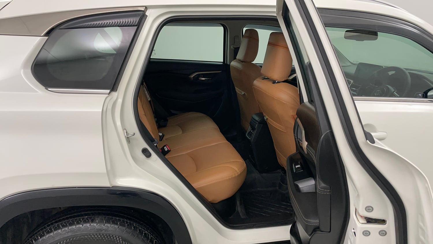 Used 2024 Maruti Suzuki Grand Vitara Zeta Plus Intelligent Hybrid eCVT Hybrid Automatic interior RIGHT SIDE REAR DOOR CABIN VIEW