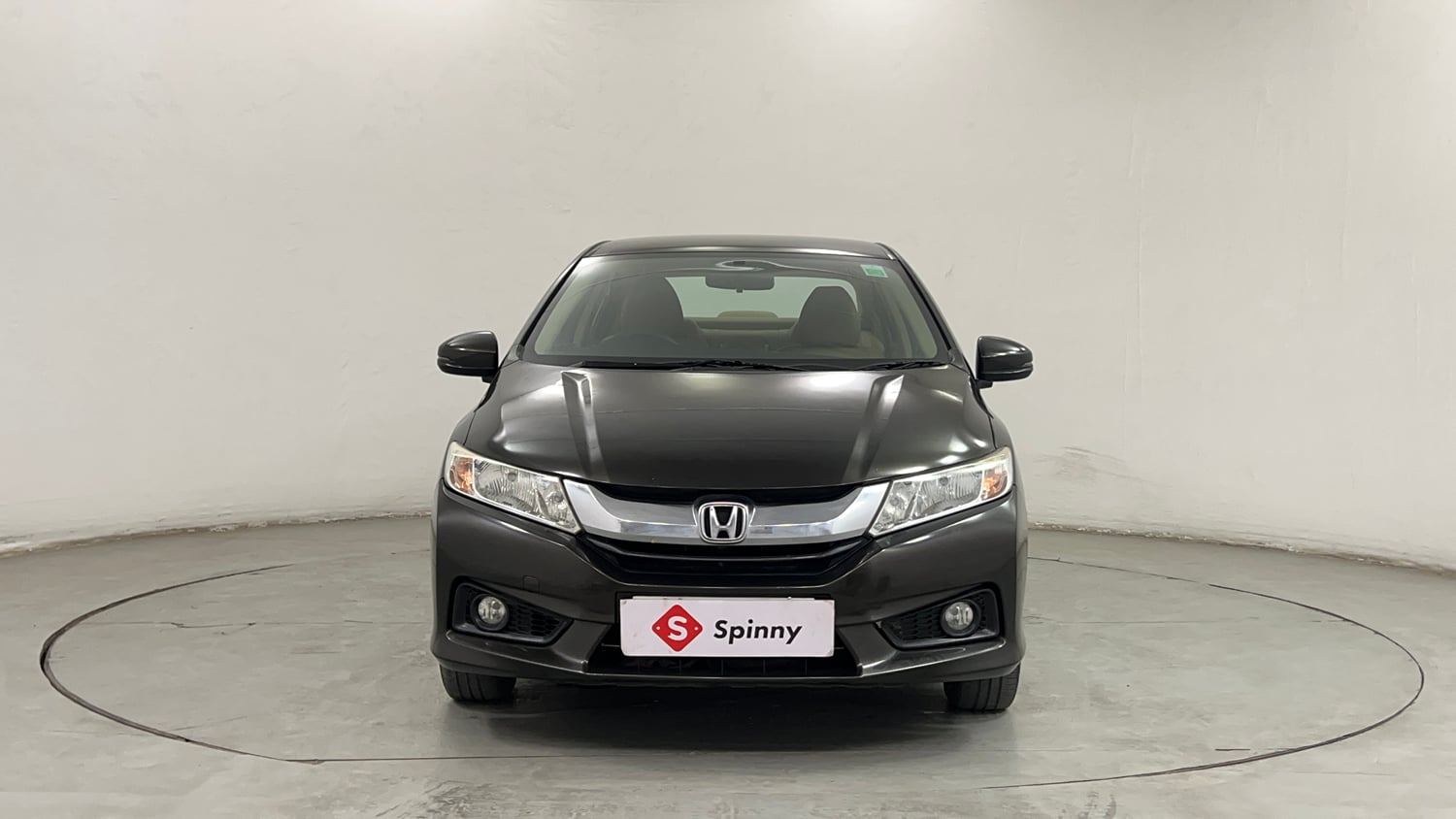 Used 2016 Honda City V Petrol Manual exterior FRONT VIEW