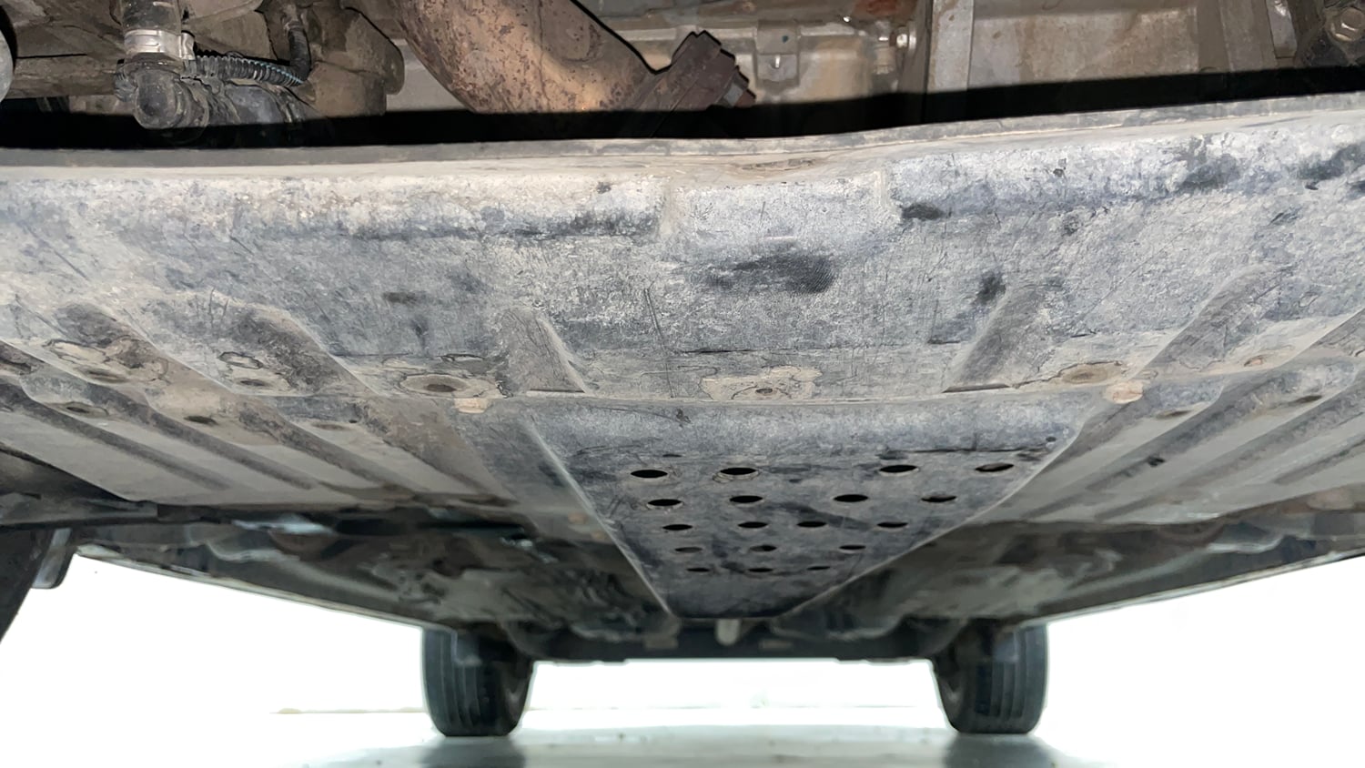 Used 2024 Tata Harrier XZA Plus (O) Dark Edition Diesel Automatic extra FRONT LEFT UNDERBODY VIEW
