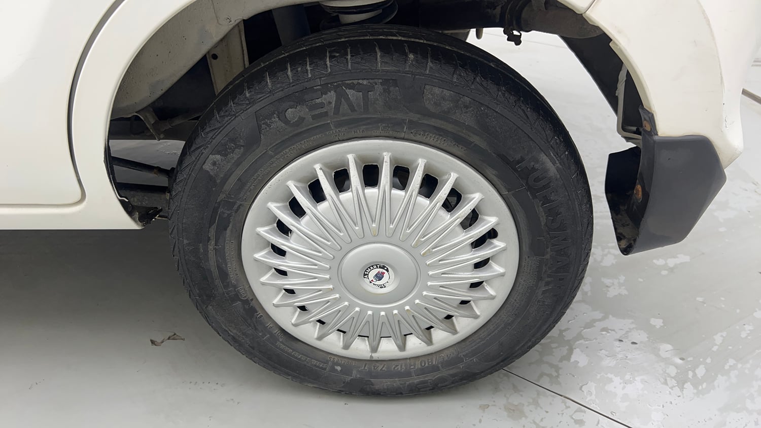 Used 2020 Maruti Suzuki Alto 800 LXi CNG Cng Manual tyres LEFT REAR TYRE RIM VIEW