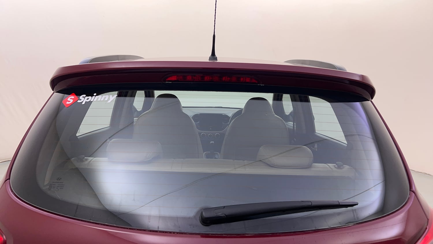 Used 2016 Hyundai Grand i10 Asta AT 1.2 Kappa VTVT (O) Petrol Automatic top_features Rear wiper