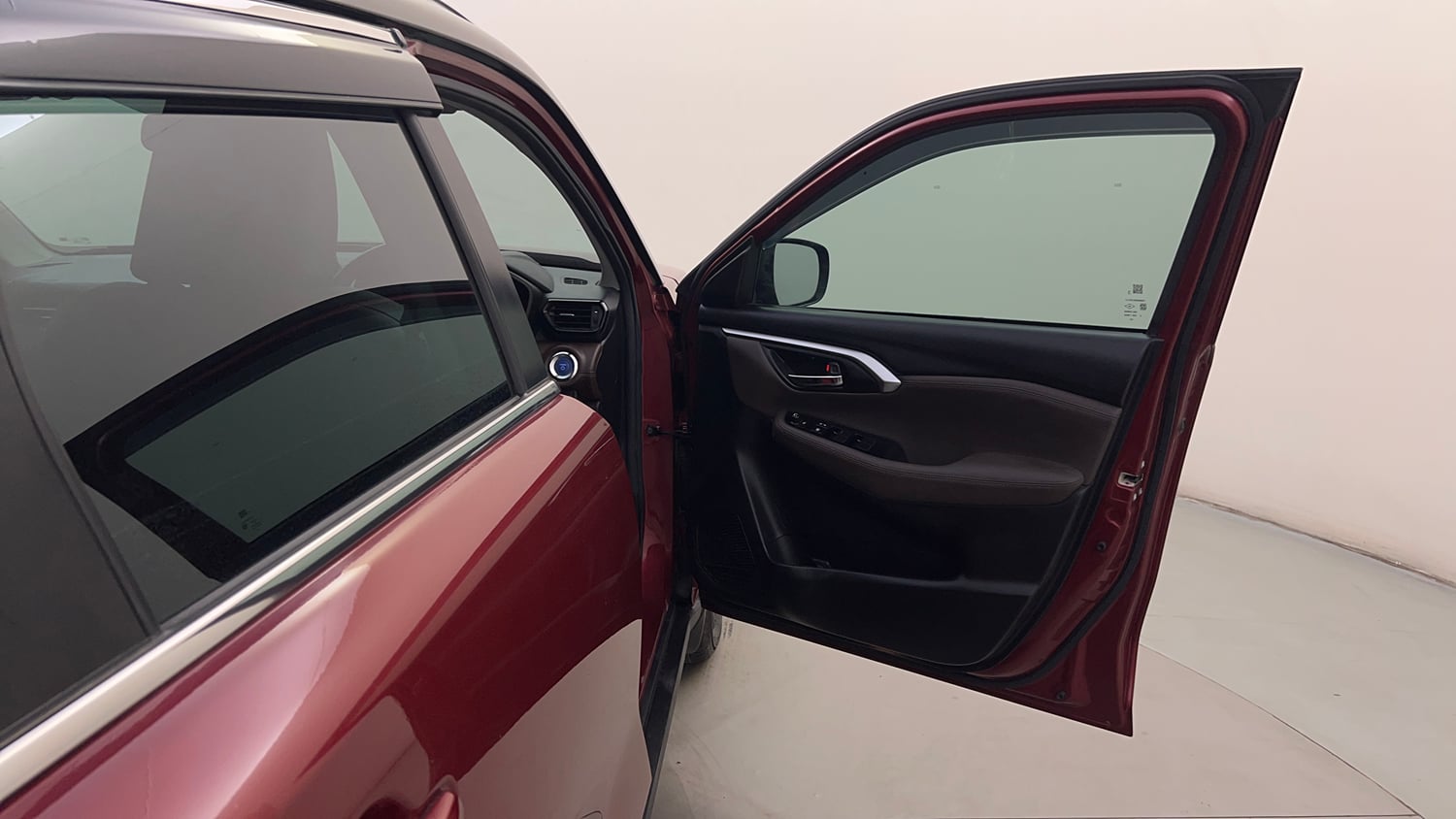 Used 2024 Toyota Urban Cruiser Hyryder V Hybrid Dual Tone Hybrid Automatic interior RIGHT FRONT DOOR OPEN VIEW