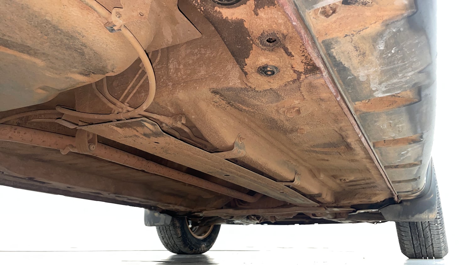 Used 2016 Renault Duster 85 PS RXS 4X2 MT Diesel Diesel Manual extra REAR RIGHT UNDERBODY VIEW