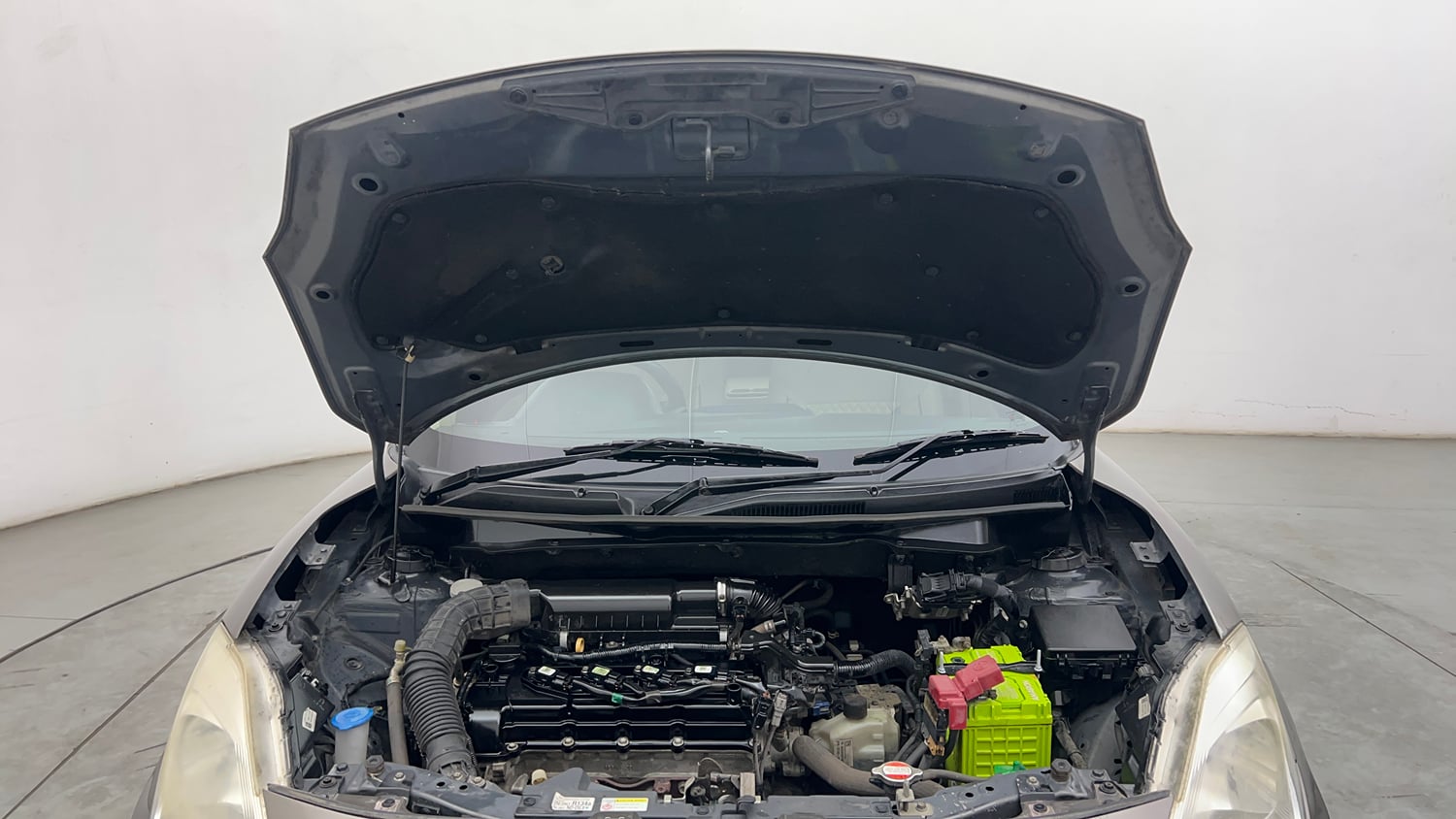 Used 2020 Maruti Suzuki Dzire VXi AMT Petrol Automatic engine ENGINE & BONNET OPEN FRONT VIEW