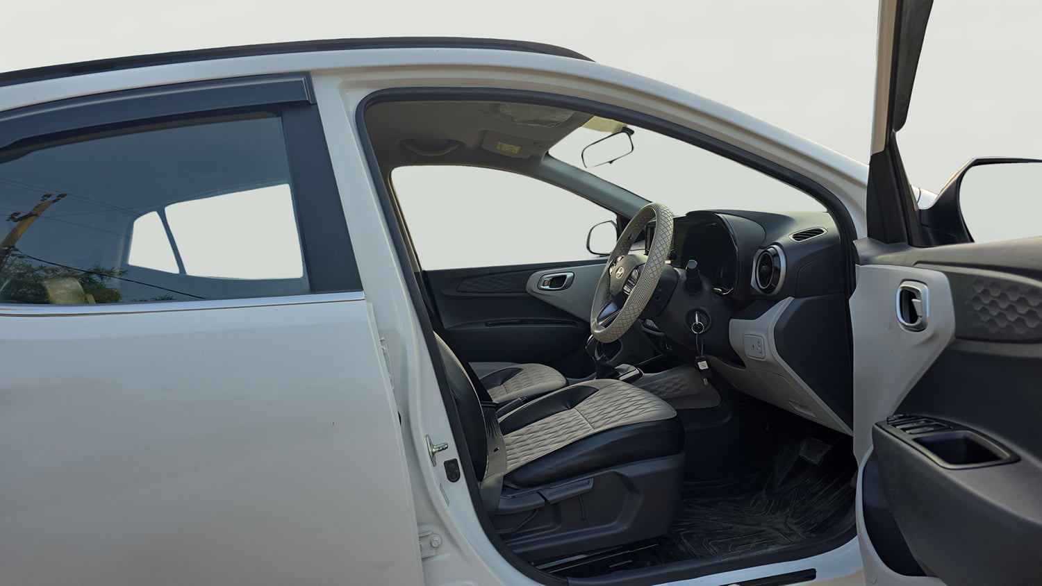 Used 2023 Hyundai Grand i10 Nios Sportz AMT 1.2 Kappa VTVT Petrol Automatic interior RIGHT SIDE FRONT DOOR CABIN VIEW