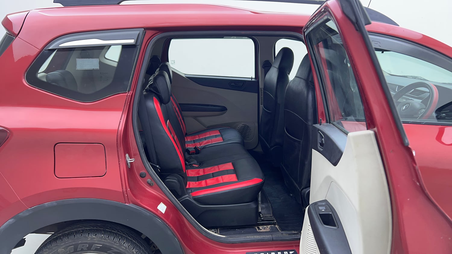 Used 2020 Renault Triber RXT Petrol Manual interior RIGHT SIDE REAR DOOR CABIN VIEW